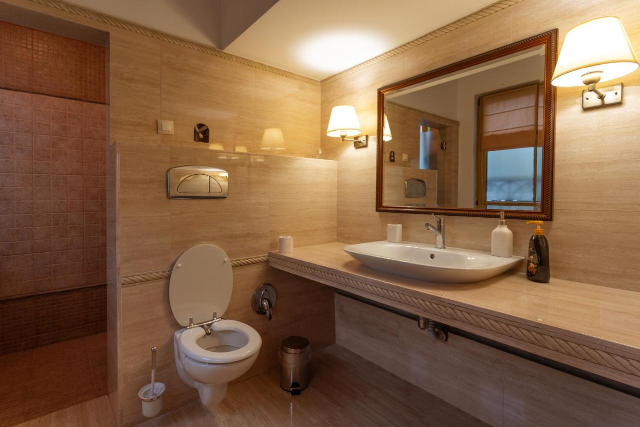 Luxury Private House In City Center Veliko Tarnovo Kültér fotó