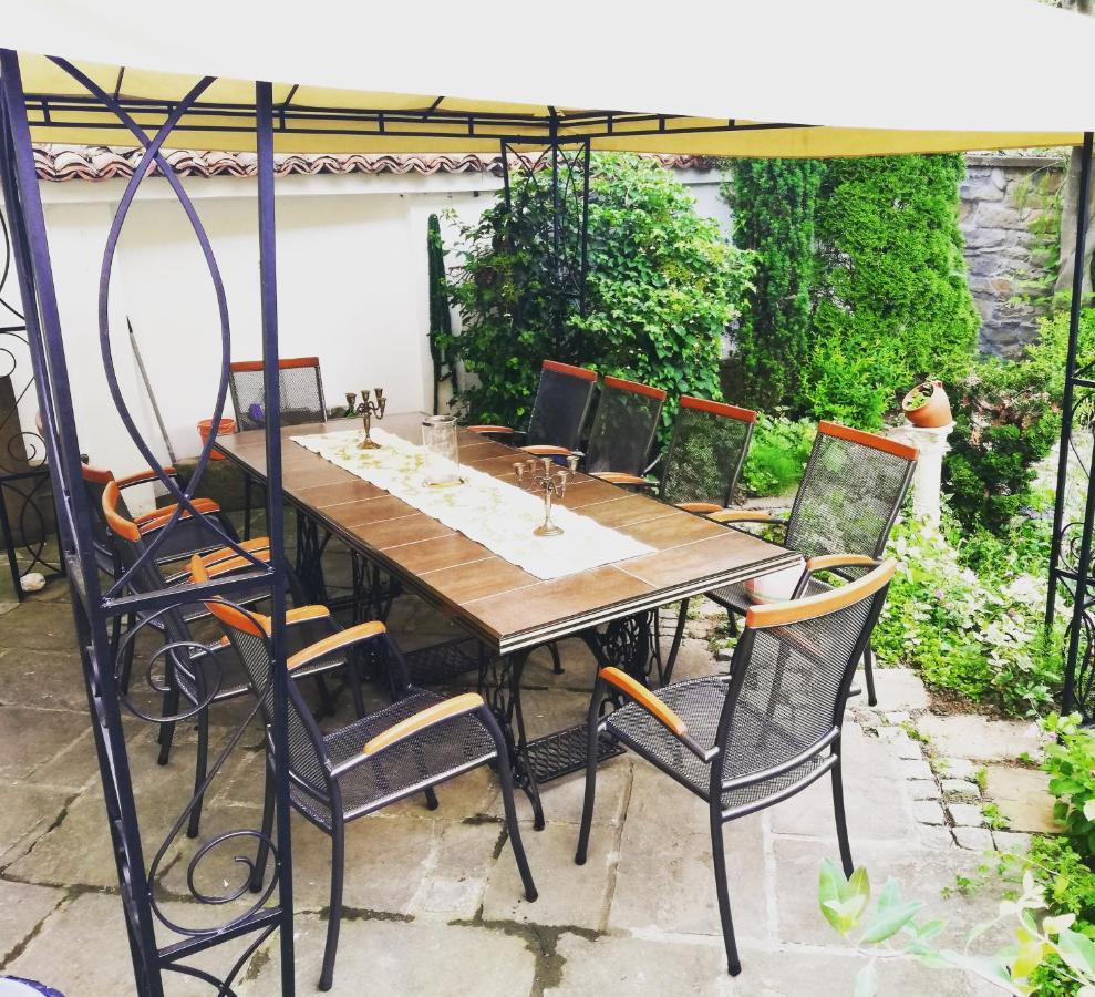 Luxury Private House In City Center Veliko Tarnovo Kültér fotó