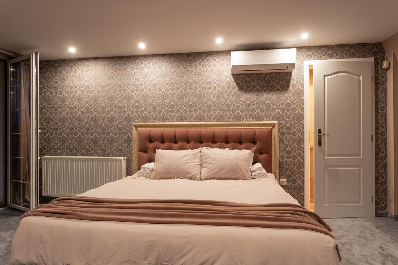 Luxury Private House In City Center Veliko Tarnovo Kültér fotó